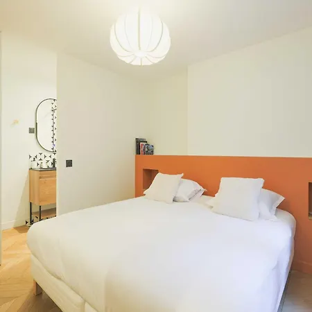 Modern -1br-2p- Marais * Parigi