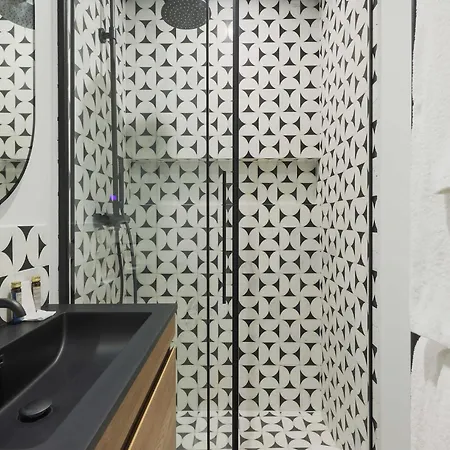 Modern -1br-2p- Marais Parigi